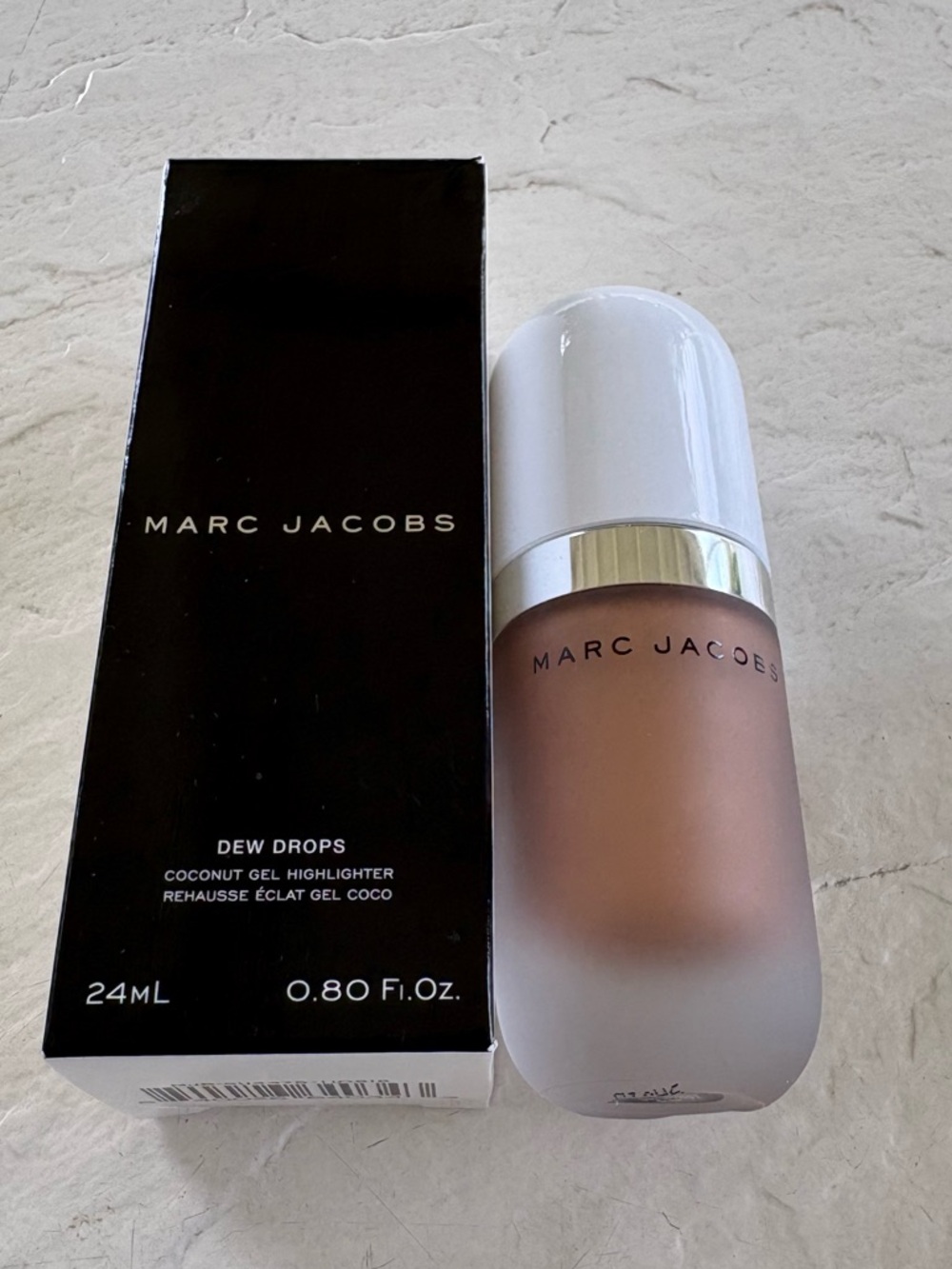 ⭐️DISCONTINUED Marc Jacobs Dew Drops Coconut Gel Highlighter in Shade: Tantalize
